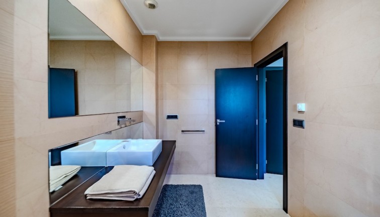 Resale - Chalet - Cabo Roig