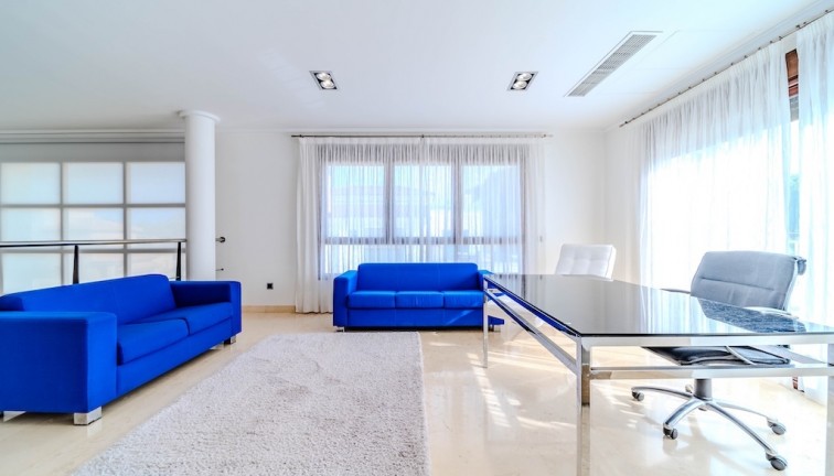 Resale - Chalet - Cabo Roig