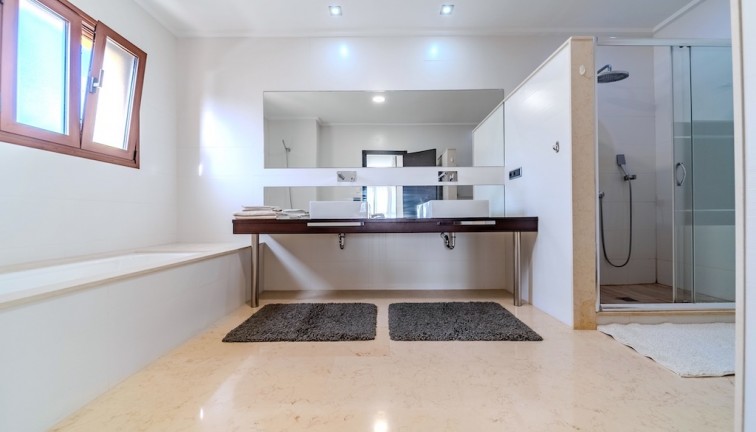 Resale - Chalet - Cabo Roig