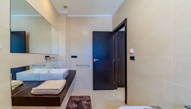 Resale - Chalet - Cabo Roig