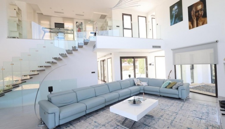 Jälleenmyynti - Erillistalo - Jávea - Monte Olimpo