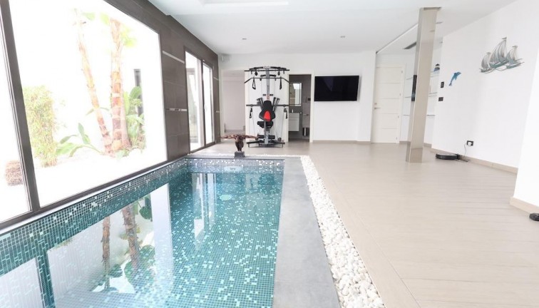 Jälleenmyynti - Erillistalo - Jávea - Monte Olimpo