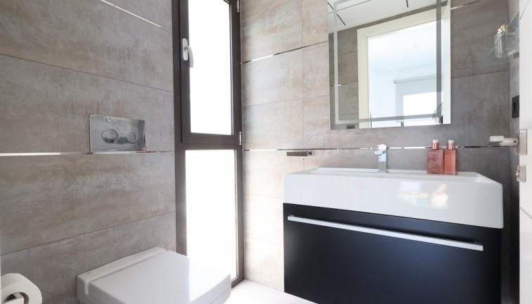 Jälleenmyynti - Erillistalo - Jávea - Monte Olimpo