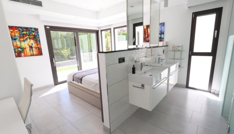 Jälleenmyynti - Erillistalo - Jávea - Monte Olimpo