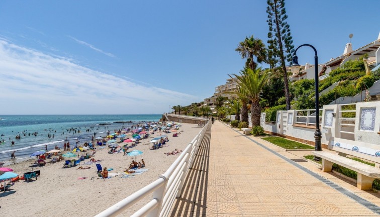 Resale - Apartment - Campoamor