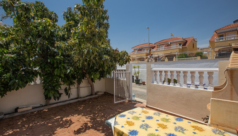 Reventa - Casa adosada - La Zenia