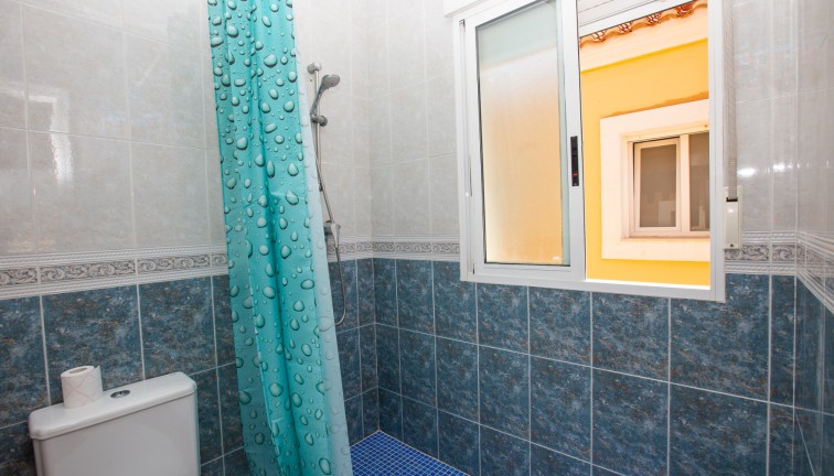 Reventa - Casa adosada - La Zenia