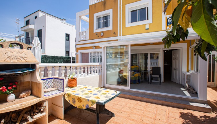 Reventa - Casa adosada - La Zenia