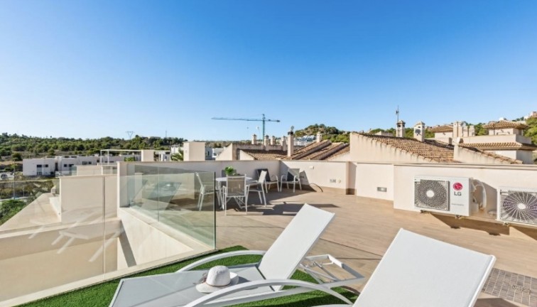 Resale - Chalet - San Miguel de Salinas