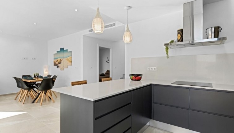 Resale - Chalet - San Miguel de Salinas