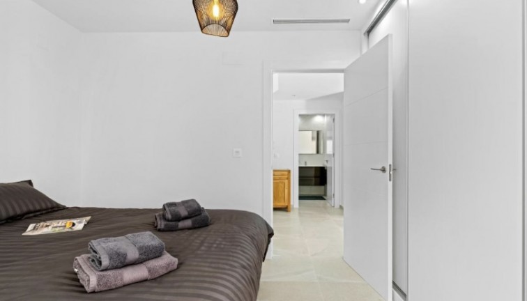 Resale - Chalet - San Miguel de Salinas