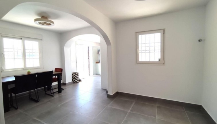 Resale - Semi-Detached - Playa Flamenca