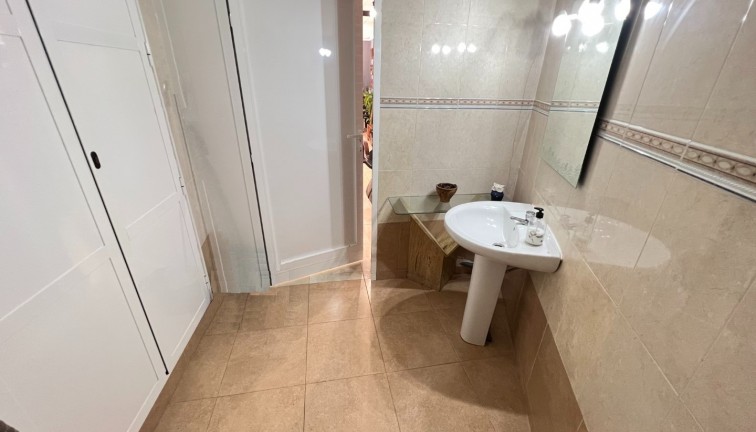 Resale - Commercial - Guardamar del Segura