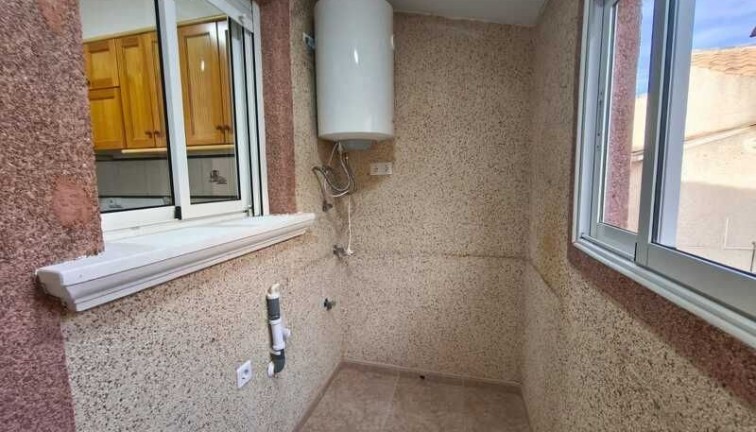 Resale - Chalet - Algorfa