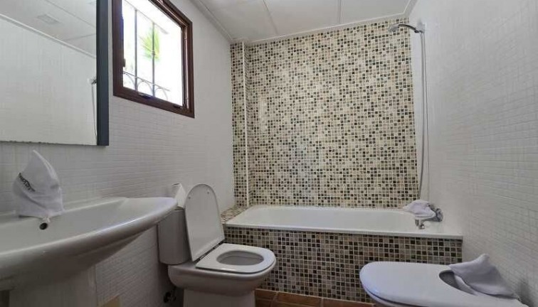 Reventa - Casa adosada - La Finca Golf