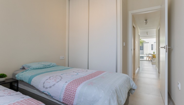 Reventa - Apartamento / piso - Islas Menores-Mar de Cristal - Mar De Cristal