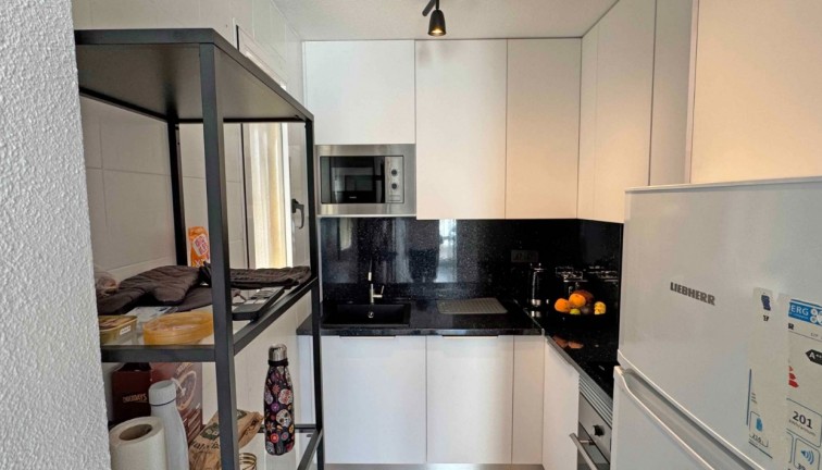 Reventa - Apartamento dúplex - Torrevieja - LA MATA