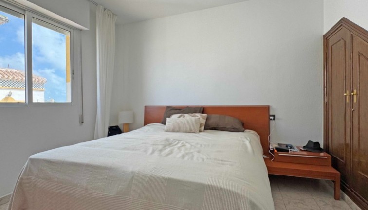 Reventa - Apartamento dúplex - Torrevieja - LA MATA