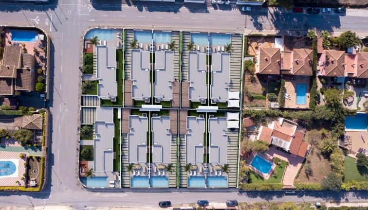 Uudistuotanto - Erillistalo - Alfaz del Pi - Albir