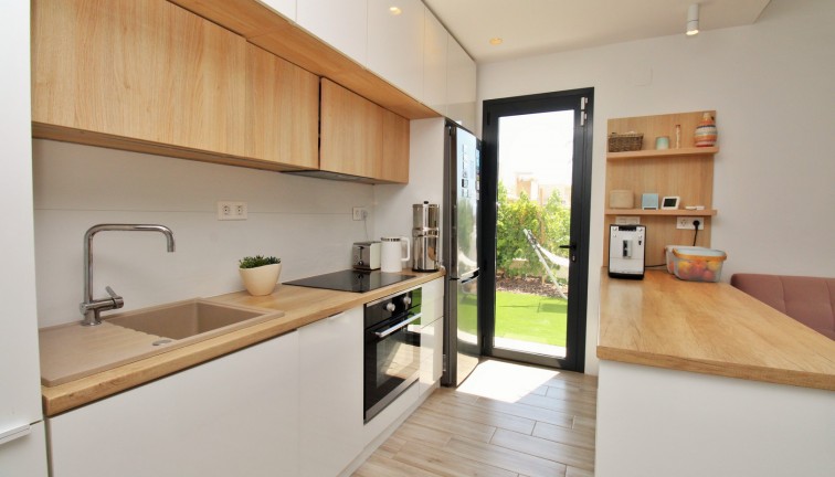 Resale - Chalet - La Zenia