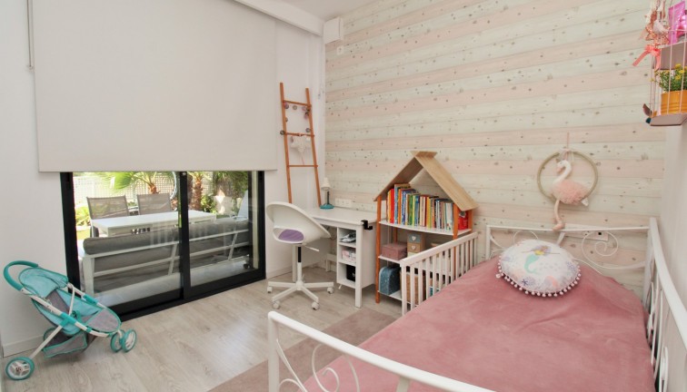 Resale - Chalet - La Zenia