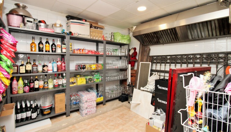 Resale - Commercial - Villamartín