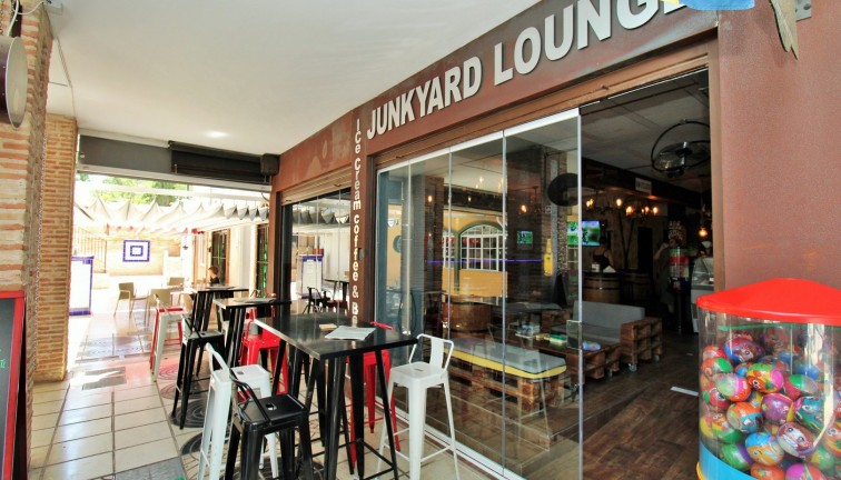 Resale - Commercial - Villamartín