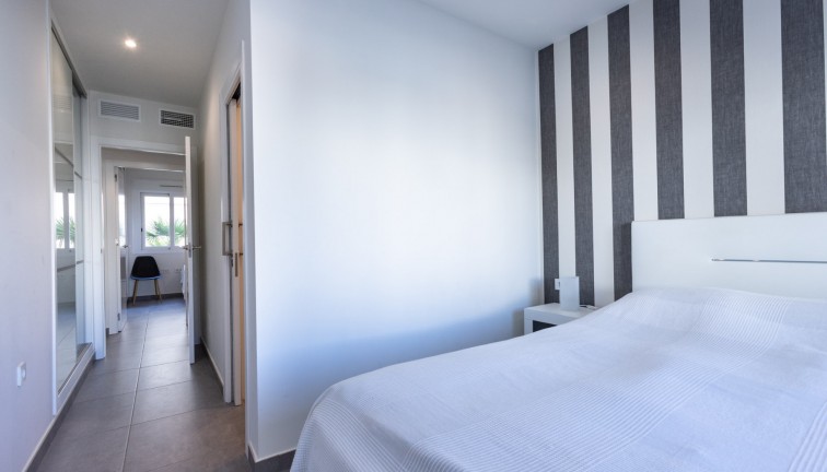 Reventa - Bungalow - Torrevieja - Aguas Nuevas