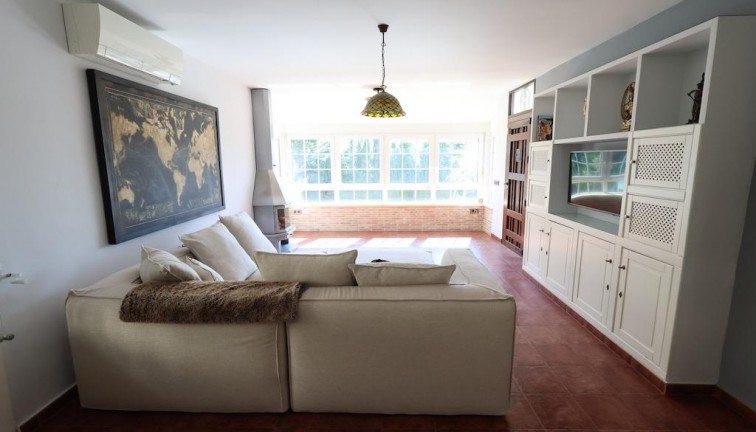 Resale - Chalet - Orihuela Costa - Villamartín