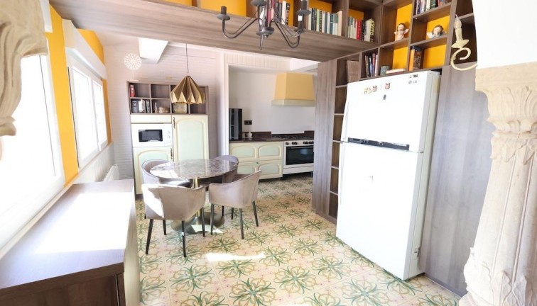 Resale - Chalet - Orihuela Costa - Villamartín