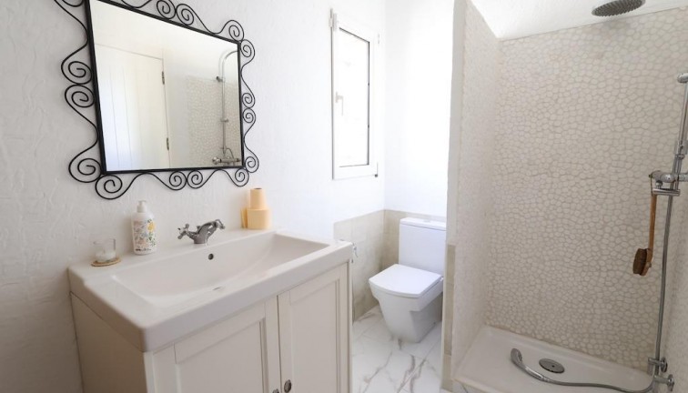 Resale - Chalet - Orihuela Costa - Villamartín