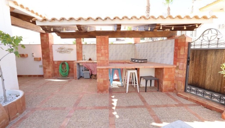 Resale - Chalet - Orihuela Costa - Villamartín