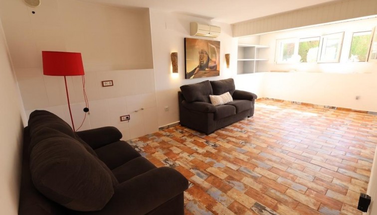 Resale - Chalet - Orihuela Costa - Villamartín