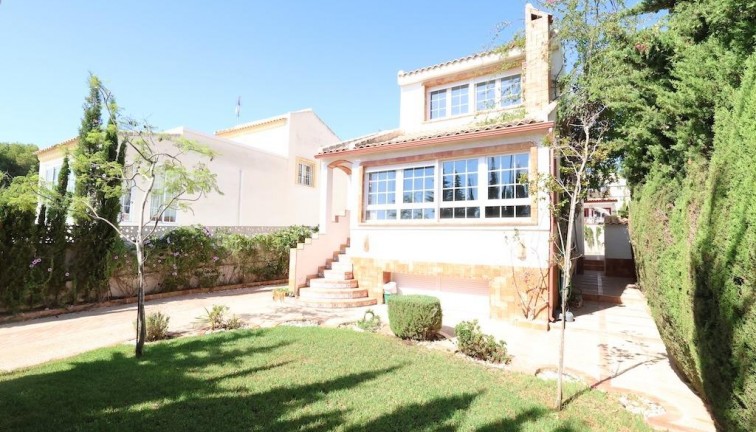 Resale - Chalet - Orihuela Costa - Villamartín