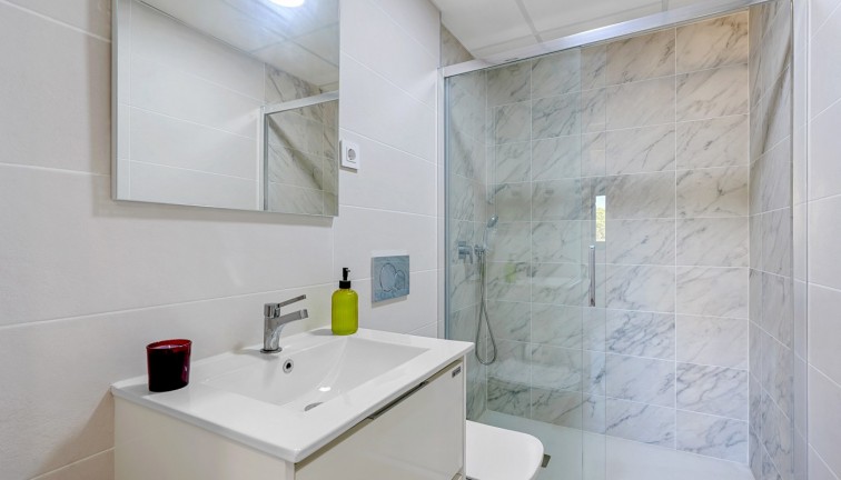 Reventa - Apartamento / piso - Orihuela Costa - Punta Prima