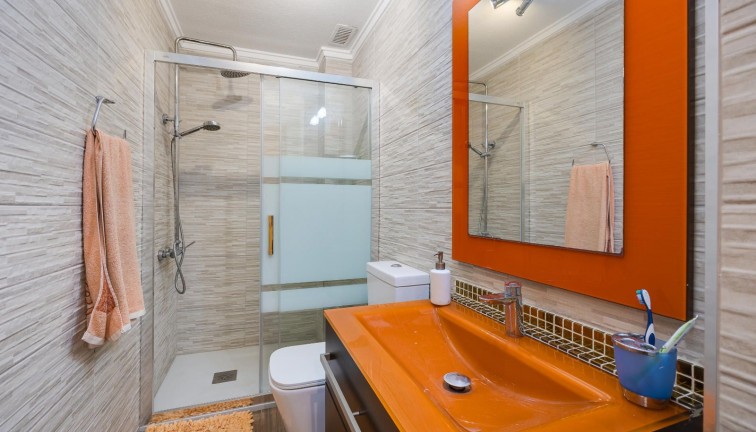 Reventa - Apartamento / piso - Torrevieja - Acequion