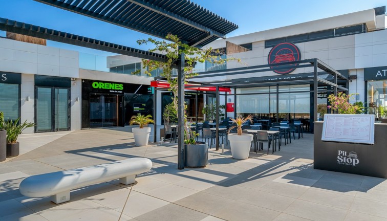 Resale - Chalet - Orihuela Costa - Lomas de Cabo Roig