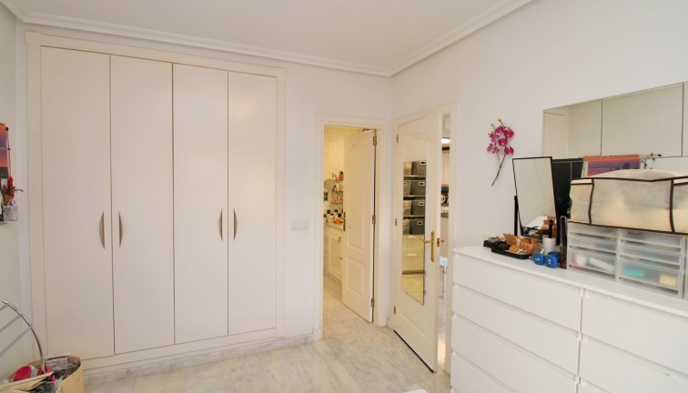 Återförsäljning - Lägenhet - Villamartín