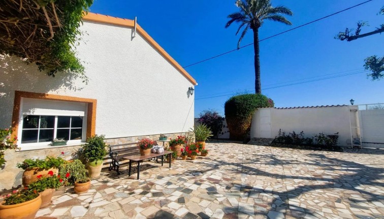 Resale - FincaCountry House - La Marina