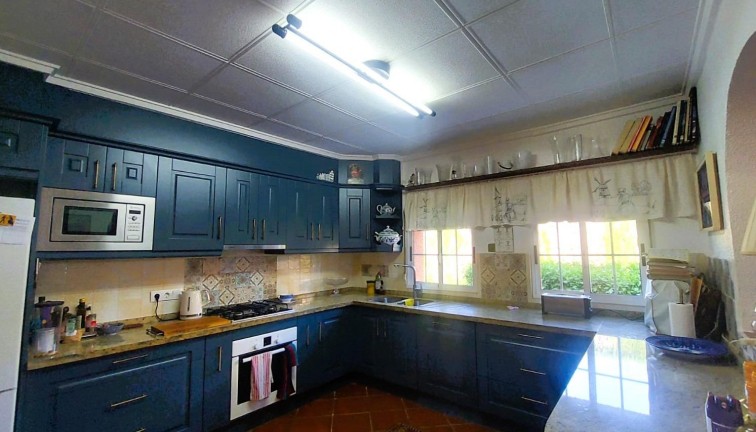 Resale - FincaCountry House - La Marina