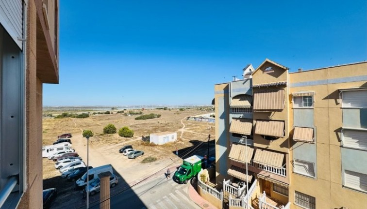 Reventa - Apartamento / piso - La Mata - LA MATA