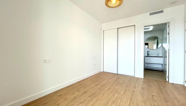 Reventa - Apartamento - Apartamento en el último piso - Orihuela Costa - PAU 8