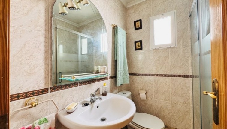 Reventa - Apartamento / piso - La Mata - LA MATA