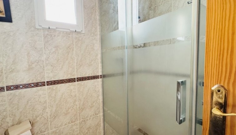 Reventa - Apartamento / piso - La Mata - LA MATA