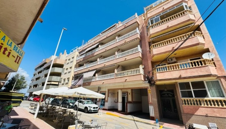 Reventa - Apartamento / piso - La Mata - LA MATA