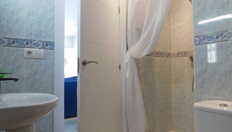 Resale - Chalet - Orihuela Costa - Villamartín