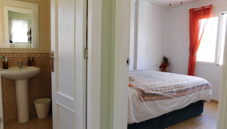 Resale - Chalet - Orihuela Costa - Villamartín