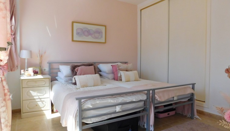 Resale - Chalet - Orihuela Costa - Villamartín