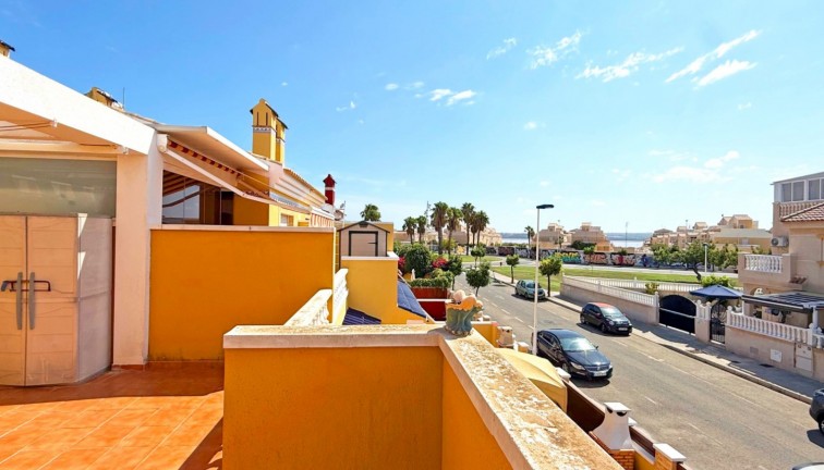 Reventa - Casa adosada - Torrevieja - La Siesta