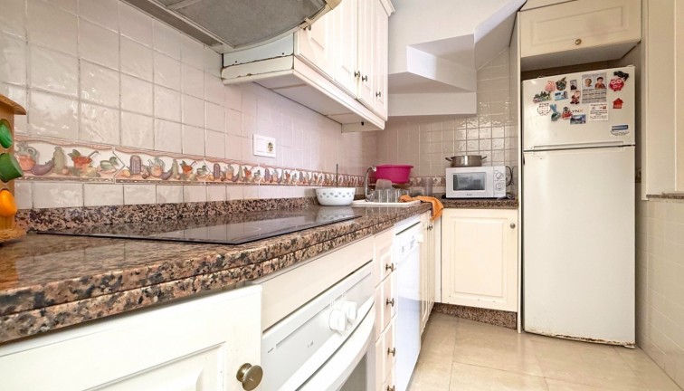 Reventa - Casa adosada - Torrevieja - La Siesta